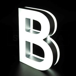 Afbeelding van Channel Letters  Channel Letters All in methacrylate with front and side lighting ZC0004Y